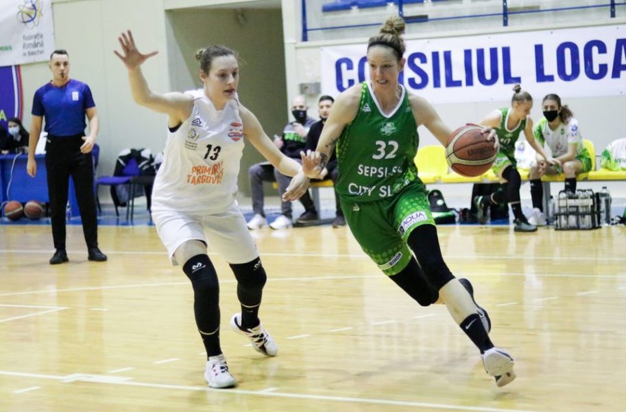 S-a reluat Liga Națională de baschet feminin