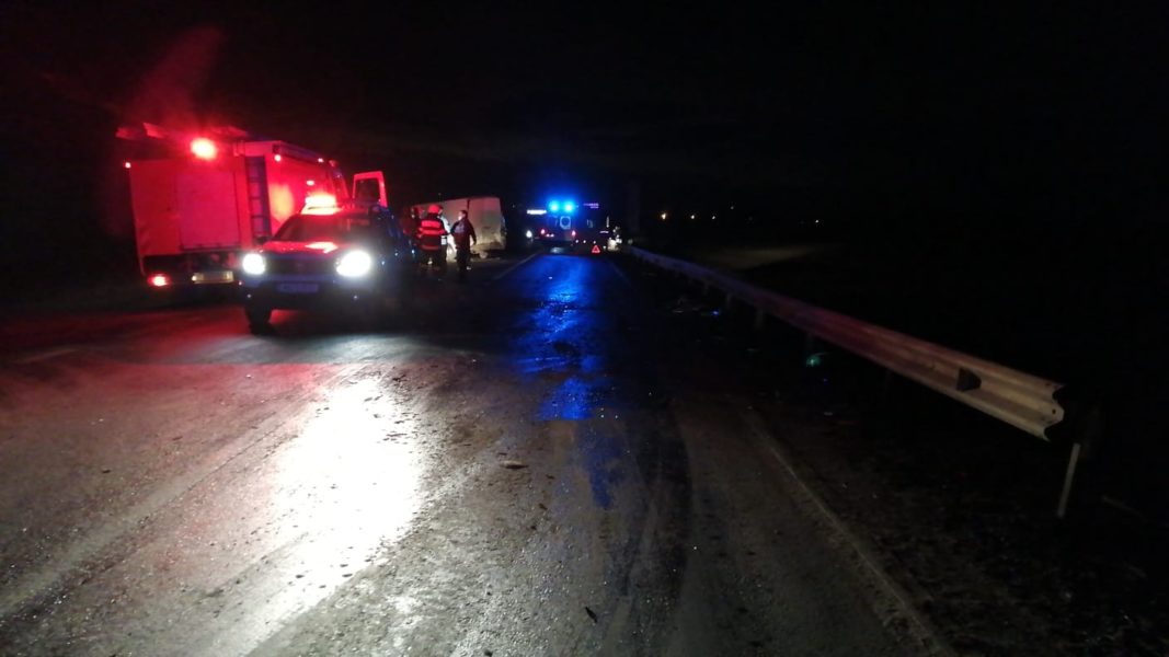 Accident cu 4 autovehicule la limita dintre județele Brașov și Covasna