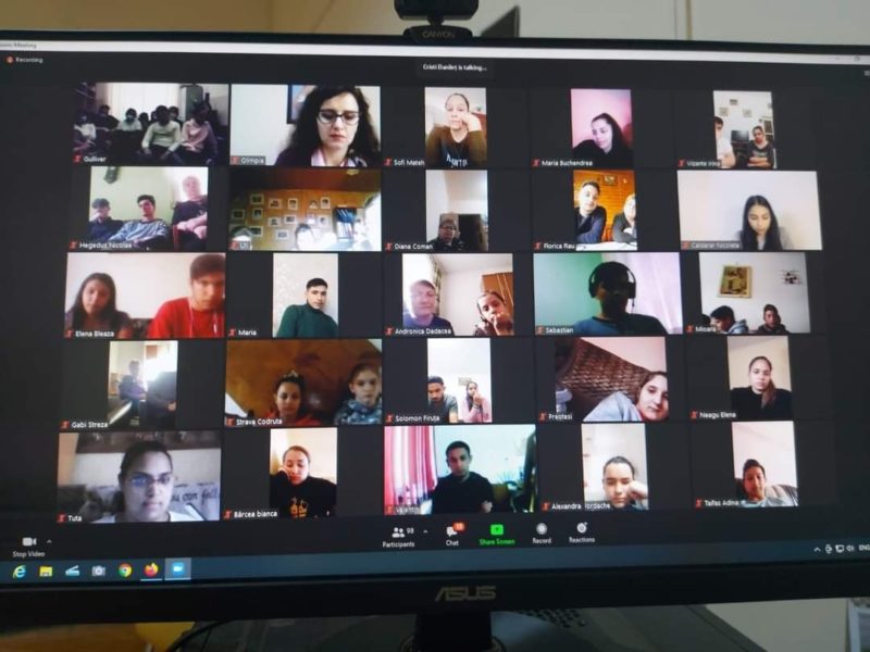 Sibiu: Primul curs de educaţie juridică pentru copiii din centrele de plasament din ţară