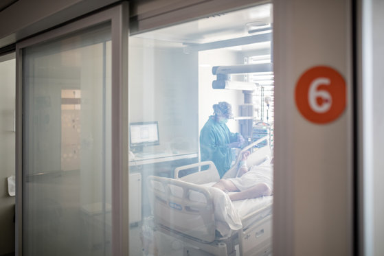 Mai mulţi medici care au absolvit examenul de specialitate au primit oficial titlul de medic specialist ATI