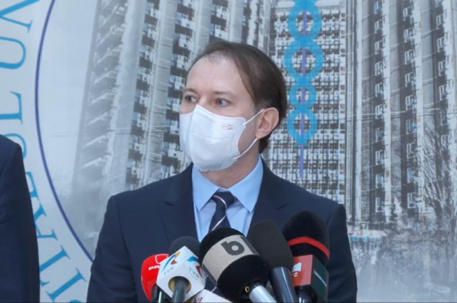 O femeie de 80 de ani, imunizarea cu numărul un milion în România