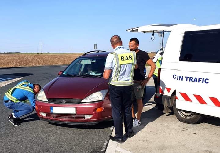 Aproape jumătate dintre vehiculele controlate în 2020 aveau deficiențe tehnice majore sau periculoase