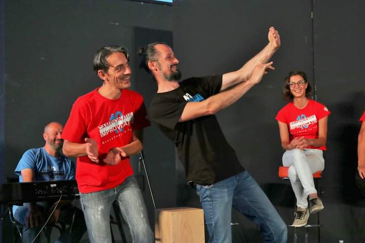 ”Campionatul de improvizație” se joacă în sala mare a TN Tg.Mureș datorită cererii ridicate