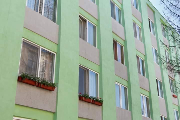 Un bloc de pe bulevardul Saturn din Brașov intră în renovare energetică Un bloc de pe bulevardul Saturn din Brașov intră în renovare energetică