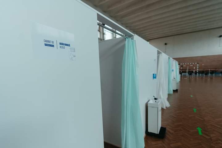 Două noi săli de sport din Tg. Mureș, transformate în centre de vaccinare