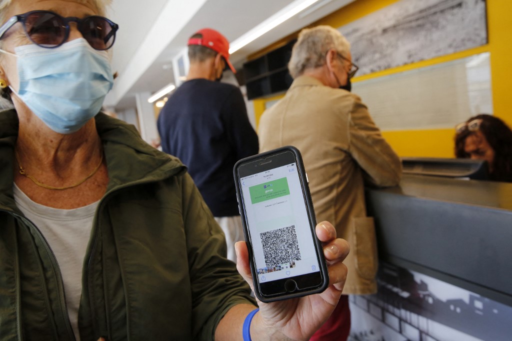 Toți cetățenii – fie că au fost sau nu vaccinați – ar trebui să beneficieze de o adeverință electronică verde Toți cetățenii – fie că au fost sau nu vaccinați – ar trebui să beneficieze de o adeverință electronică verde