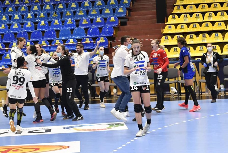 Handbal feminin: Clujul a bătut Craiova! Handbal feminin: Clujul a bătut Craiova!