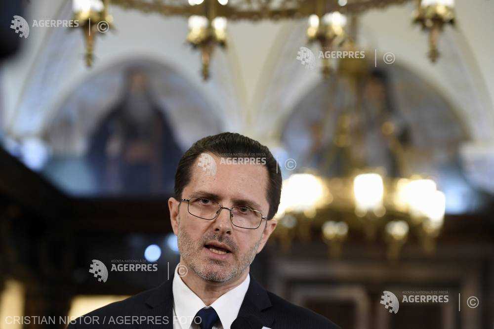 Purtătorul de cuvânt al Patriarhiei pledează pentru implicarea preoților în campania de informare privind beneficiile vaccinării