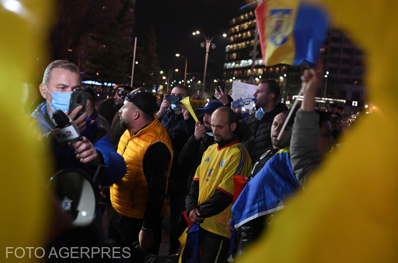 Audieri la Poliția Capitalei în legătură cu violențele de luni noaptea din București