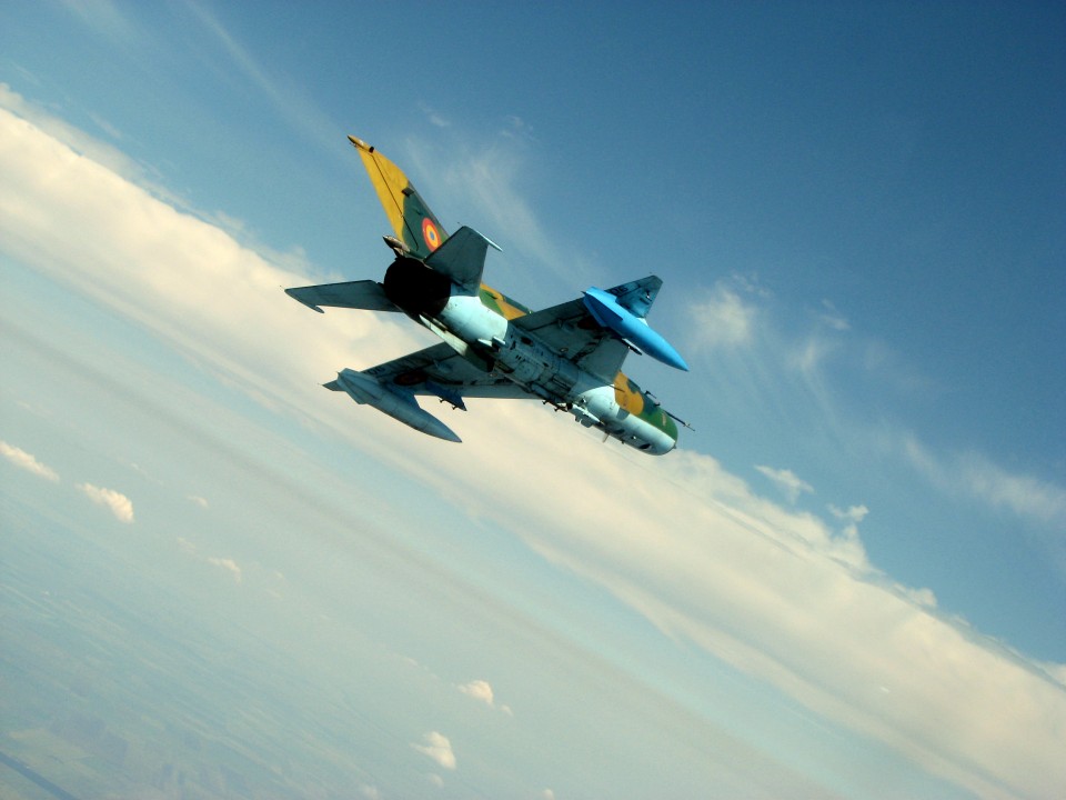 Pilotul aeronavei MIG 21 LanceR prăbuşită în judeţul Mureş a fost operat