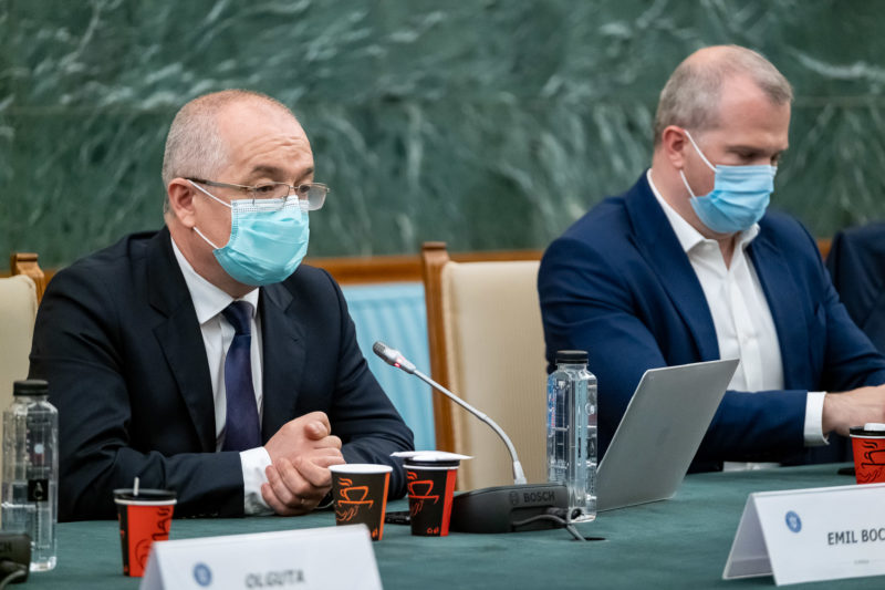 În România continuă campania de vaccinare, peste 80 de mii de persoane fiind imunizate în ultimele 24 de ore În România continuă campania de vaccinare, peste 80 de mii de persoane fiind imunizate în ultimele 24 de ore