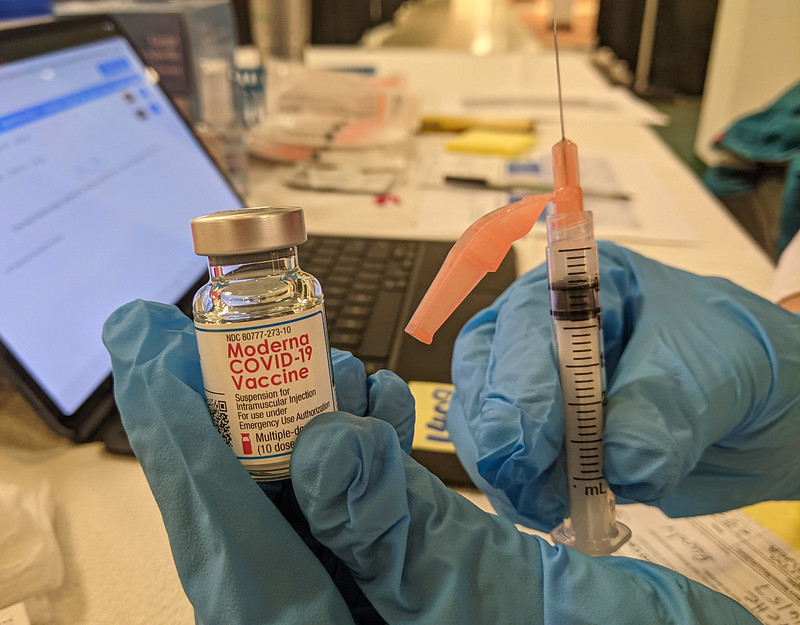 Vaccinul Moderna, bun și pentru categoria de vârstă 12-17 ani Vaccinul Moderna, bun și pentru categoria de vârstă 12-17 ani