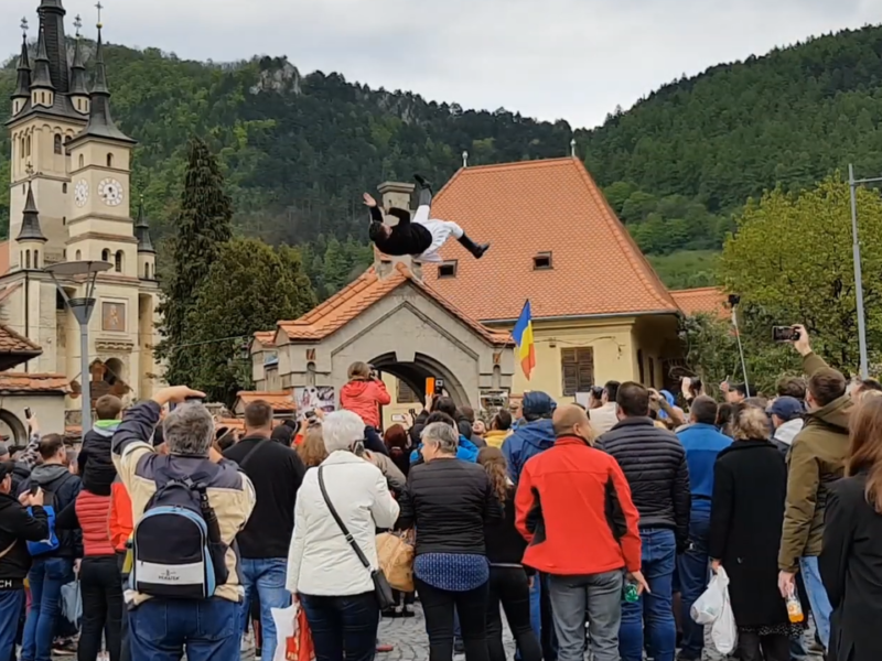 Obiceiul Junilor