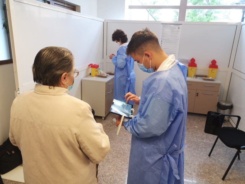 100 de persoane vaccinate pe oră, la Maratonul de la Târgu Mureș! 100 de persoane vaccinate pe oră, la Maratonul de la Târgu Mureș!