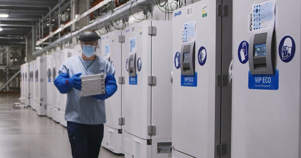 Comisia Europeană a semnat al treilea contract cu Pfizer Comisia Europeană a semnat al treilea contract cu Pfizer