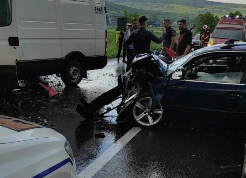 Accident cu 5 mașini, la Țigmandru, județul Mureș
