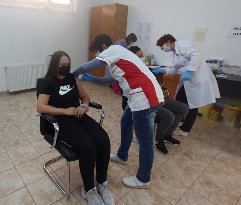 Imunitatea colectivă dobândită prin boală şi vaccinare anti-COVID este de 44% la nivel naţional