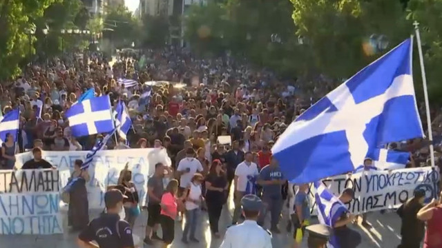 Grecia: 5.000 de manifestanţi împotriva vaccinării obligatorii a îngrijitorilor