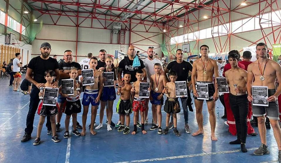 Salbă de medalii pentru sportivii de la Sparta Fight Tg.Mureș Salbă de medalii pentru sportivii de la Sparta Fight Tg.Mureș
