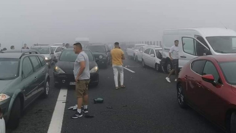15 victime ale accidentelor de vineri de pe Autostrada Soarelui au fost transportate la spital