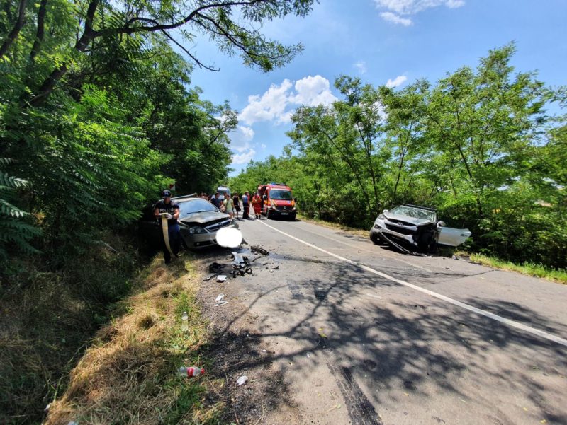 Trafic blocat în Dealul Săbedului