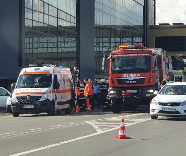 Trafic blocat pe un sens la iesirea din Tg.Mureș spre Sighișoara