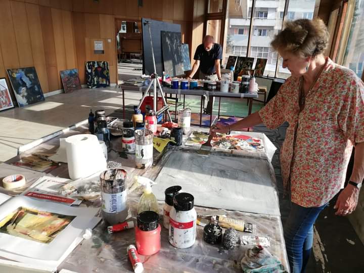 Artişti din patru ţări, la atelierul internaţional de artă plastică FREE Camp, de la Miercurea Ciuc