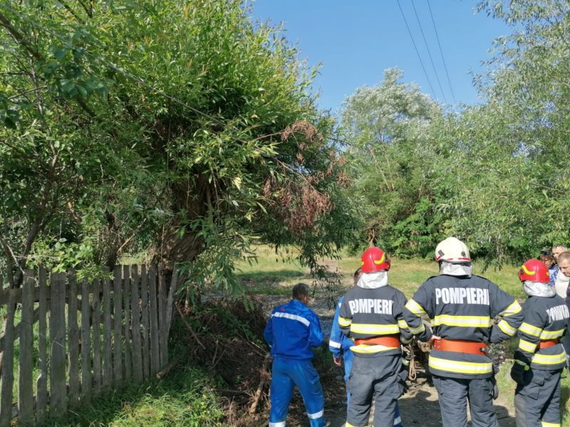 Bărbat electrocutat, preluat de elicopterul SMURD Tg. Mureș