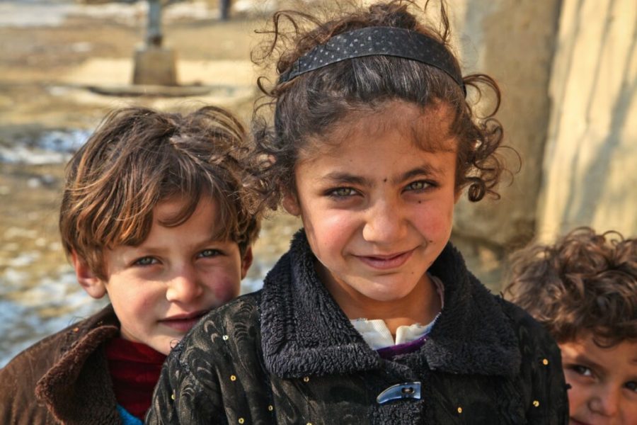 Peste 400 de ONG-uri cer României să contribuie la gestionarea crizei umanitare din Afganistan