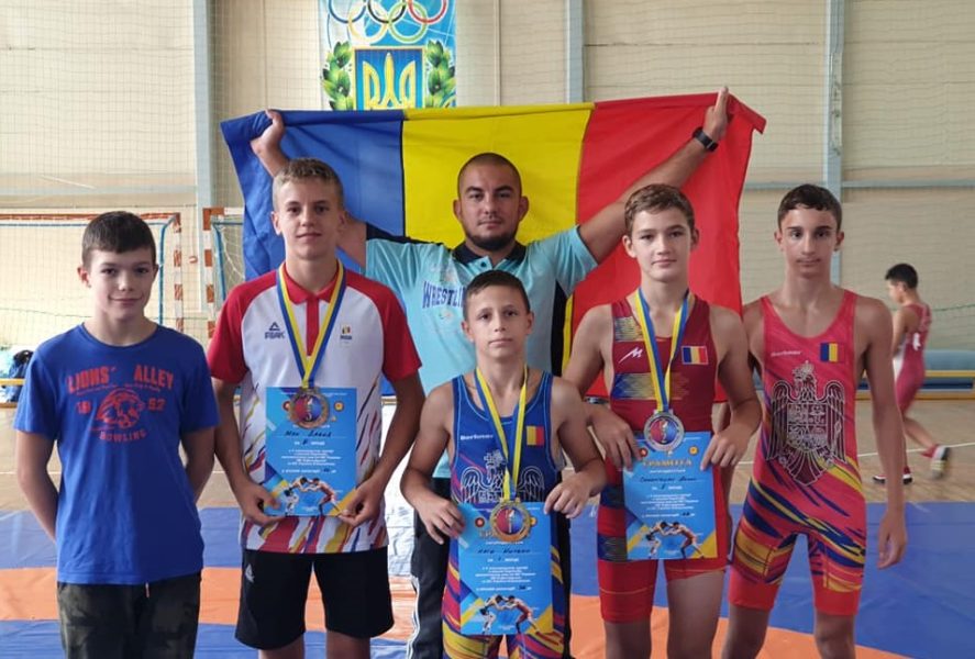 Medalii pentru luptătorii mureșeni la competițiile internaționale