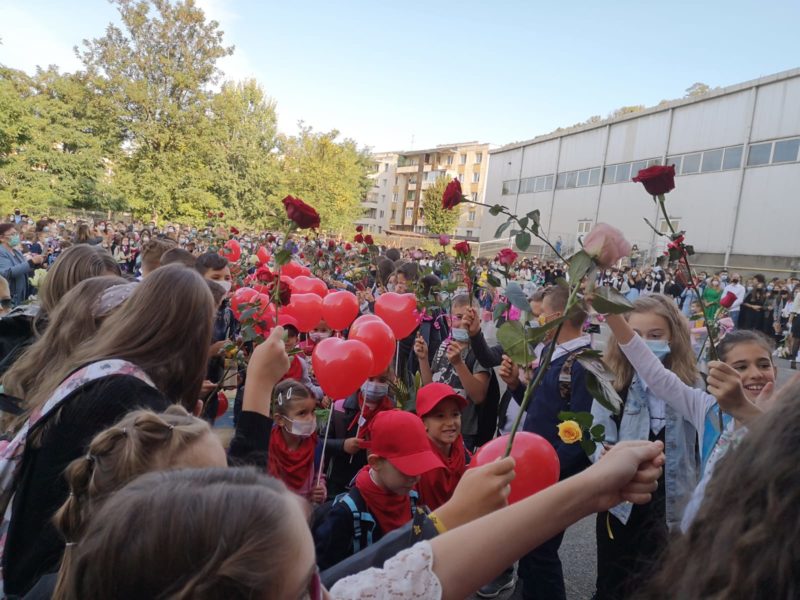 Emoții mari la deschiderea noului an școlar, la Târgu Mureș
