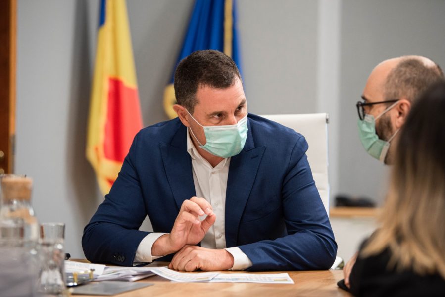 Ministrul Tánczos: Managementul populaţiei de urşi va avea succes numai dacă se bazează pe ştiinţă