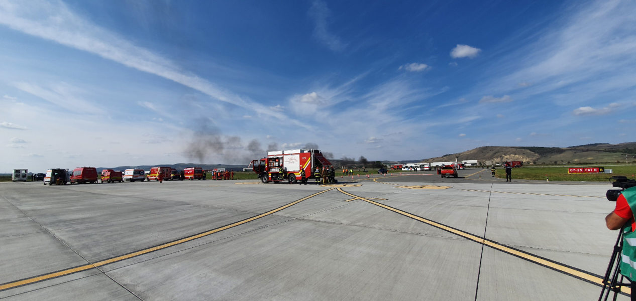 Simulare de aterizare forțată, la aeroportul Târgu Mureș