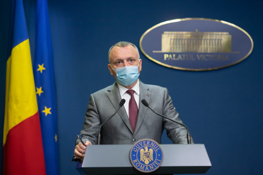 Cîmpeanu: Încep şcoala cu prezenţă fizică 99,7% dintre cei aproape 3 milioane de elevi şi preşcolari Cîmpeanu: Încep şcoala cu prezenţă fizică 99,7% dintre cei aproape 3 milioane de elevi şi preşcolari