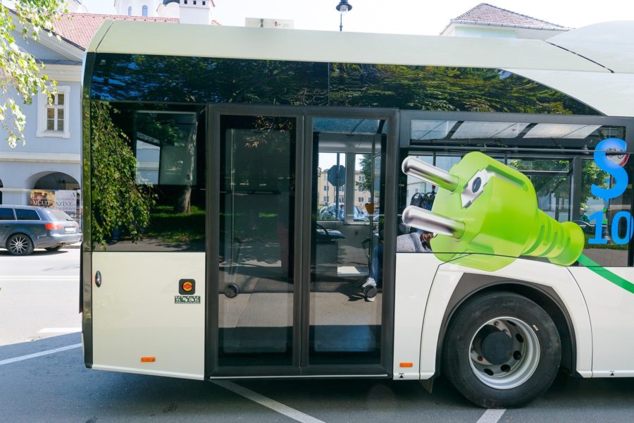 Primăra Târgu Mureş achiziţionează autobuze electrice pentru transportul public, dar are probleme cu alimentarea lor Primăra Târgu Mureş achiziţionează autobuze electrice pentru transportul public, dar are probleme cu alimentarea lor