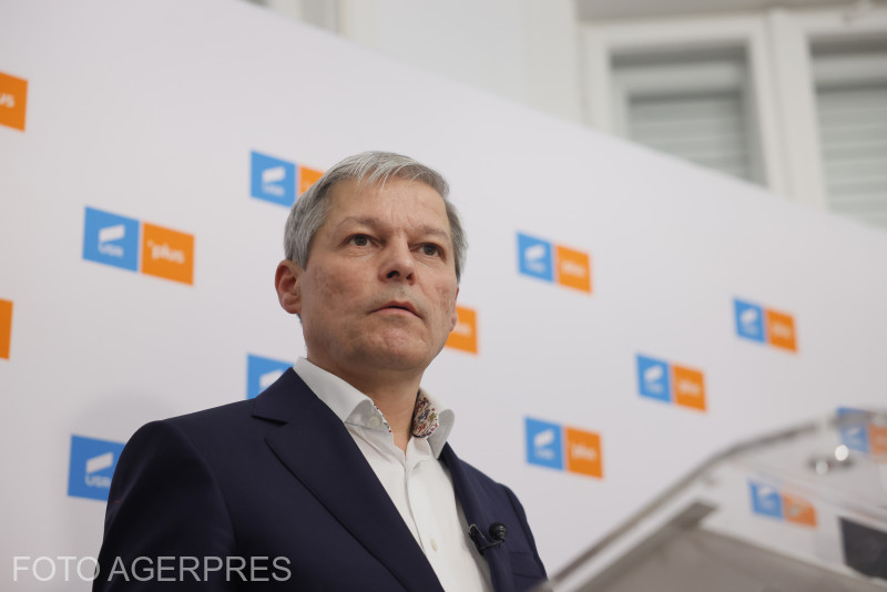 Dacian Cioloş a demisionat din USR