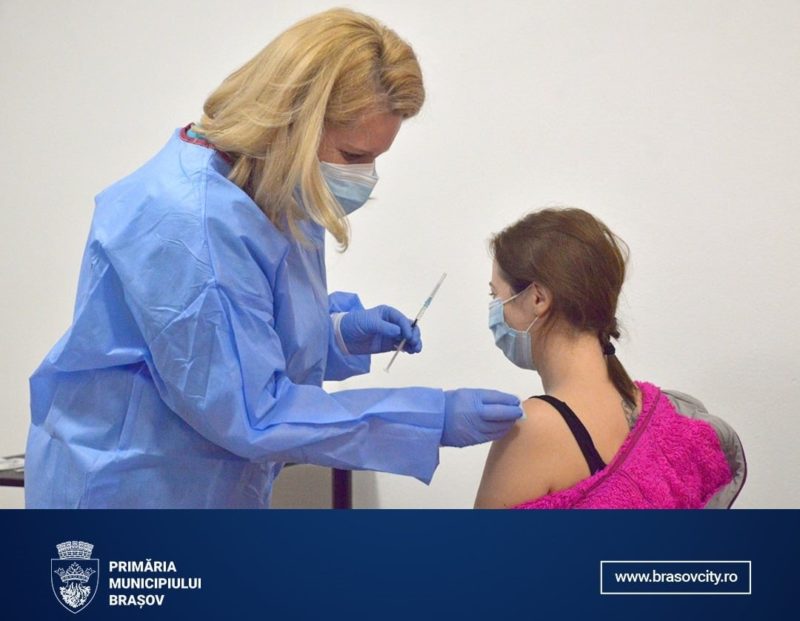 Primăria Braşov redeschide un centru de vaccinare