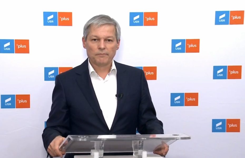 Dacian Cioloş şi-a anunţat demisia din funcţia de preşedinte al USR Dacian Cioloş şi-a anunţat demisia din funcţia de preşedinte al USR