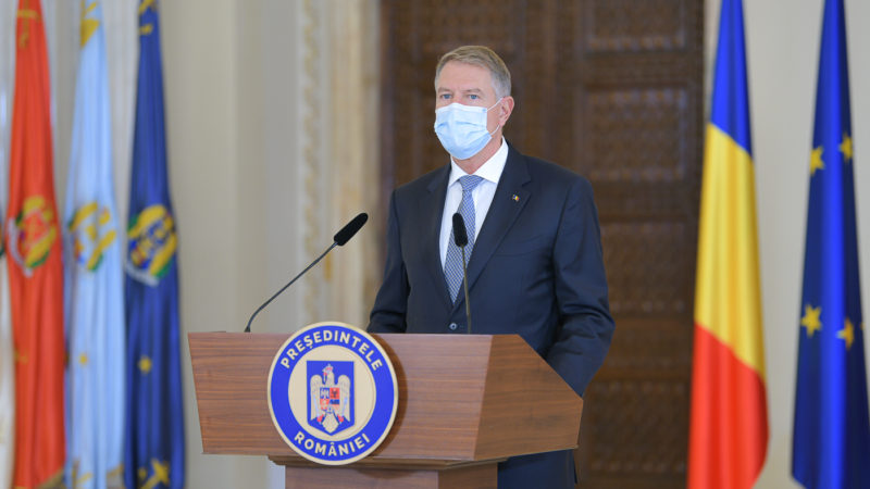 Începând de luni, elevii intră în vacanţă timp de două săptămâni