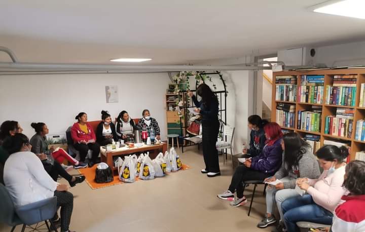 Fundația Rhema și Direcția de Asistență Socială Tg.Mureș ajută mamele tinere vulnerabile să-și crească sănătoși copiii