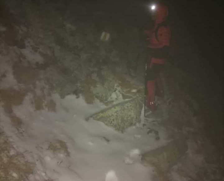 UPDATE: Turiştii care s-au rătăcit în Retezatul Mic au fost găsiţi de salvamontişti