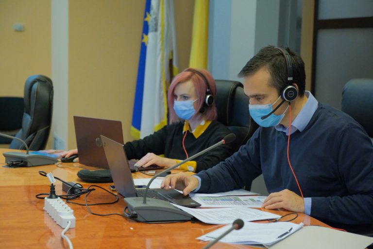 Parteneriat între Primăria Braşov şi cea a comunei Sânpetru pentru realizarea unei şosele de legătură