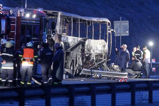 45 de persoane şi-au pierdut viaţa în urma unui accident de autocar, în vestul Bulgariei