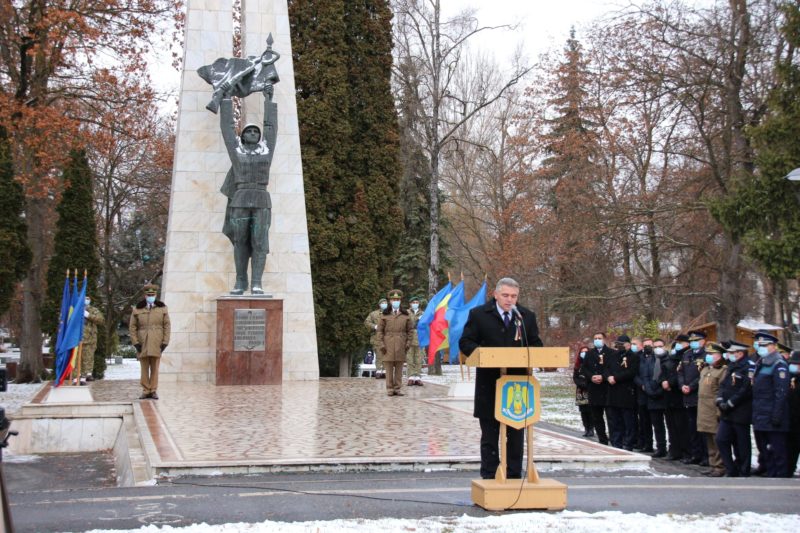 Aproximativ 200 de persoane, la ceremonialul militar şi religios de la Miercurea Ciuc