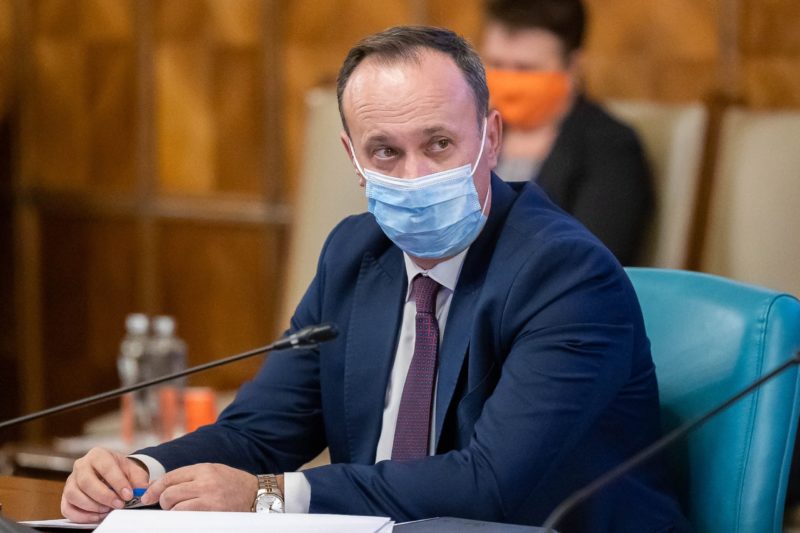 Ministrul de Finanţe, Adrian Câciu, a declarat că de la 1 ianuarie va fi pus în aplicare pachetul social