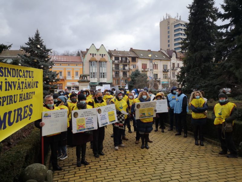Sindicaliștii mureșeni s-au unit pentru a-și cere, în stradă, drepturile
