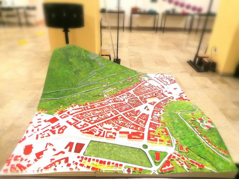 Prima hartă tactilă 3D pentru nevăzători a fost inaugurată astăzi