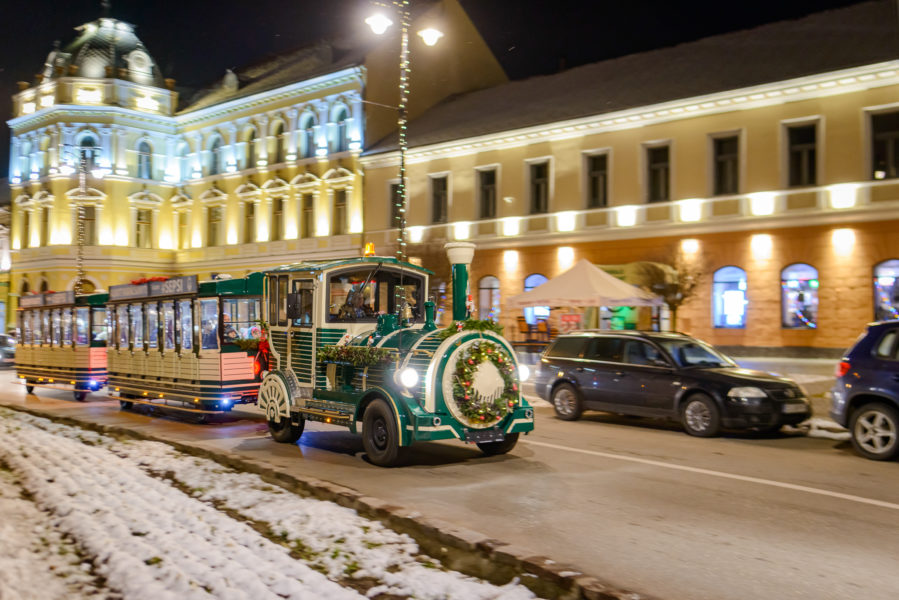 Trenuleț turistic spre staţiunea covăsneană Şugaş Băi