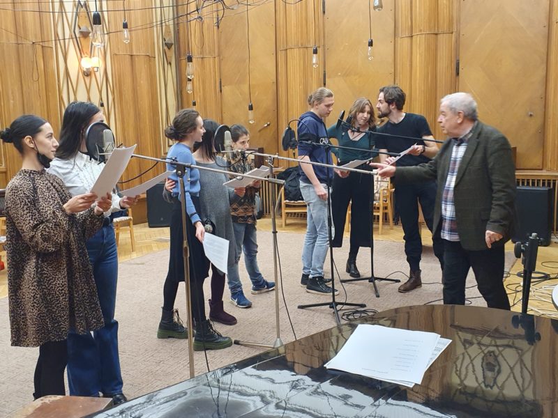 Studenții de la UAT dau proba microfonului la Radio Târgu Mureș