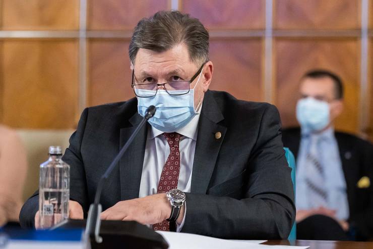 Rafila: Cazurile din ATI, în momentul de faţă, sunt în general cu varianta Delta